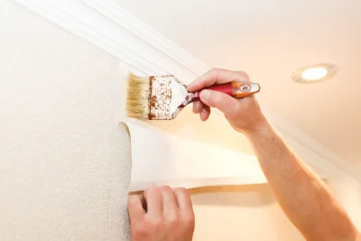 Pose de papier peint à Val-de-Bride — revêtements muraux et toiles de verre